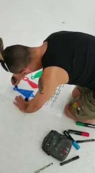 Art is Trash – street art in Barcelona: scene from the Art Is Trash video by Francisco de Pájaro