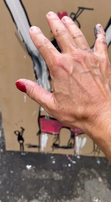 Barcelona – street art: scene from the Art Is Trash video by Francisco de Pájaro
