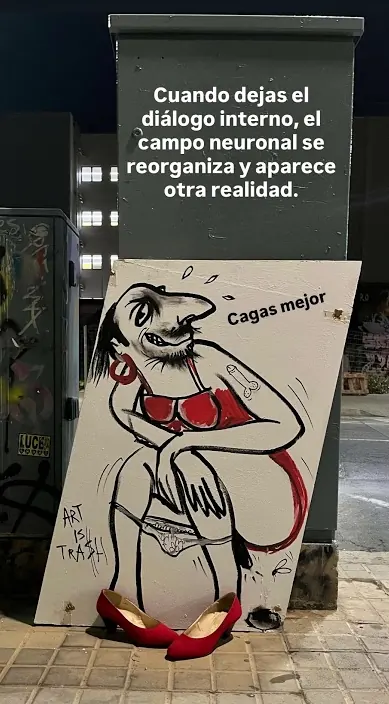 CAGAR MEJOR #franciscodepajaro #art #arteurbano #trashart Cagar mejor – street art in Barcelona: scene from the Art Is Trash video by Francisco de Pájaro