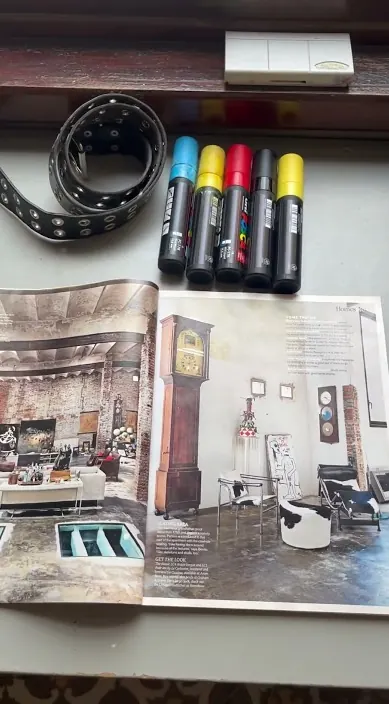 En revista – street art in Barcelona: scene from the Art Is Trash video by Francisco de Pájaro