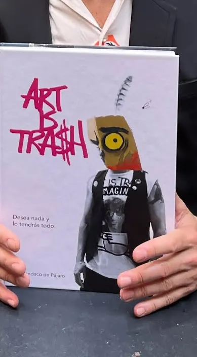 Entrevista casera: DESEA NADA Y LO TENDRÁS TODO - Nuevo libro autobiográfico. Entrevista casera: DESEA NADA Y LO TENDRÁS TODO - Nuevo libro autobiográfico – street art in Barcelona: scene from the Art Is Trash video by Francisco de Pájaro