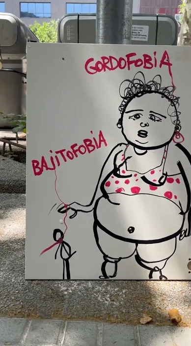 Hay que callar por lo general – street art in Barcelona: scene from the Art Is Trash video by Francisco de Pájaro