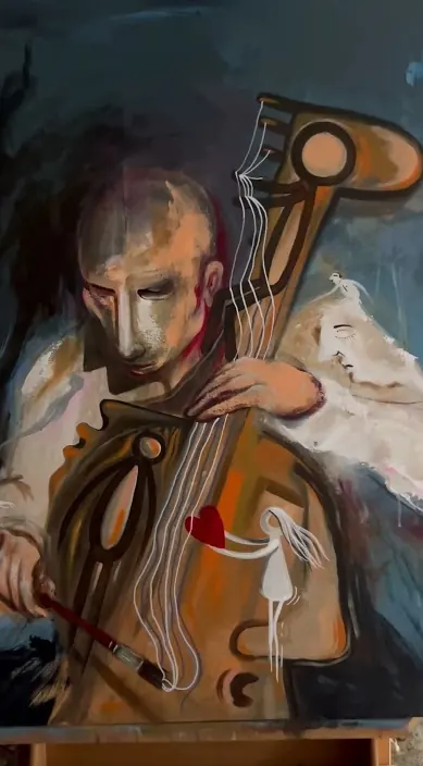 HOMBRE CON VIOLONCHELO #franciscodepajaro #arteurbano #art Hombre con violonchelo – street art in Barcelona: scene from the Art Is Trash video by Francisco de Pájaro