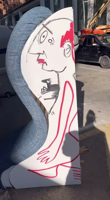 Hoy hace un día precioso – street art in Barcelona: scene from the Art Is Trash video by Francisco de Pájaro