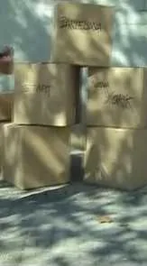 I Love the City – street art in New York: scene from the Art Is Trash video by Francisco de Pájaro