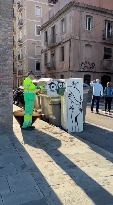 Invencible – street art in Barcelona: scene from the Art Is Trash video by Francisco de Pájaro