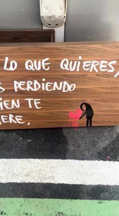 No sabes lo que quieres – street art in Barcelona: scene from the Art Is Trash video by Francisco de Pájaro