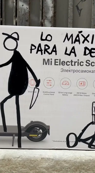 Normalizándolo – street art in Barcelona: scene from the Art Is Trash video by Francisco de Pájaro
