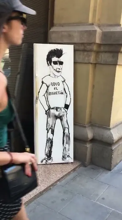 Odio el reguetón – street art in Barcelona: scene from the Art Is Trash video by Francisco de Pájaro