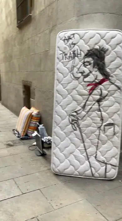 Perro callejero www. es – street art in Barcelona: scene from the Art Is Trash video by Francisco de Pájaro