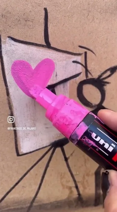 Pinto lo que veo – street art in Barcelona: scene from the Art Is Trash video by Francisco de Pájaro