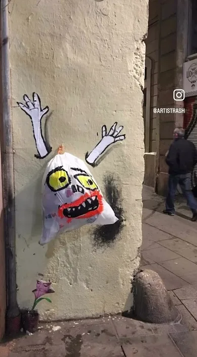 Tag – street art in Barcelona: scene from the Art Is Trash video by Francisco de Pájaro