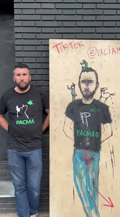 TONI de @Vaciamos es – street art: scene from the Art Is Trash video by Francisco de Pájaro