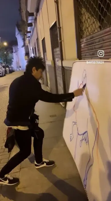 Toreando en madrid. www. es – street art: scene from the Art Is Trash video by Francisco de Pájaro