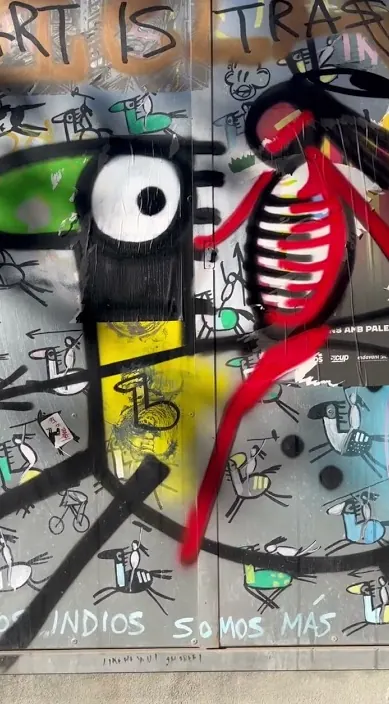 TRASH www. es – street art in Barcelona: scene from the Art Is Trash video by Francisco de Pájaro
