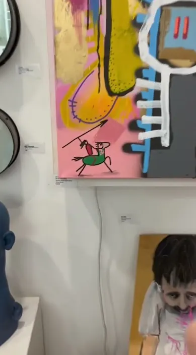 Vendido. es – street art: scene from the Art Is Trash video by Francisco de Pájaro